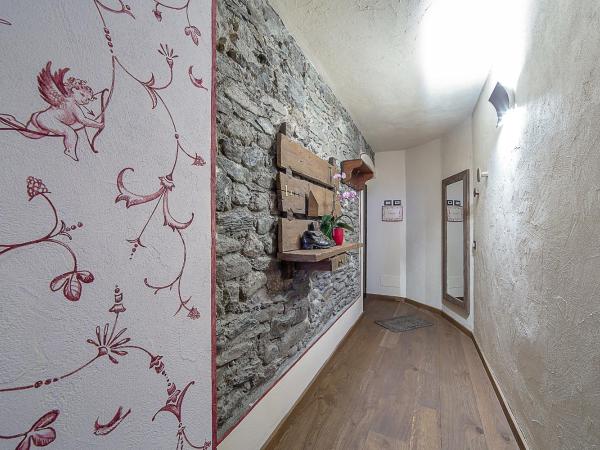 Domus Antica Aosta : photo 7 de la chambre suite supérieure avec balcon