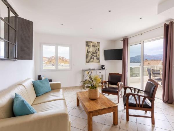 Best Western Hotel Casa Bianca : photo 4 de la chambre suite lit queen-size avec canapé-lit et terrasse - vue sur mer