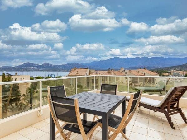 Best Western Hotel Casa Bianca : photo 5 de la chambre suite lit queen-size avec canapé-lit et terrasse - vue sur mer