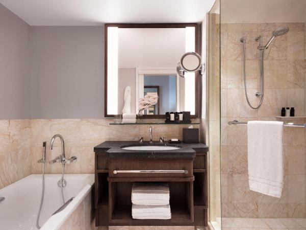 Four Seasons Hotel Sydney : photo 3 de la chambre chambre lits jumeaux deluxe - côté ville