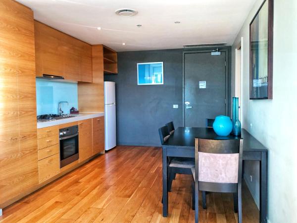 The Sebel Residences Melbourne Docklands Serviced Apartments : photo 4 de la chambre one bedroom apartment with one queen bed