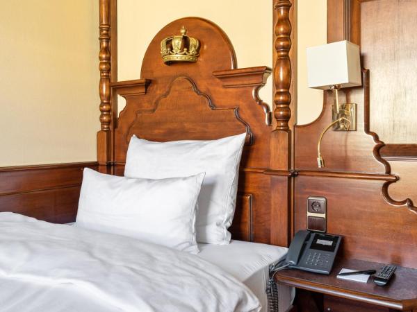 KING's Hotel First : photo 6 de la chambre chambre simple