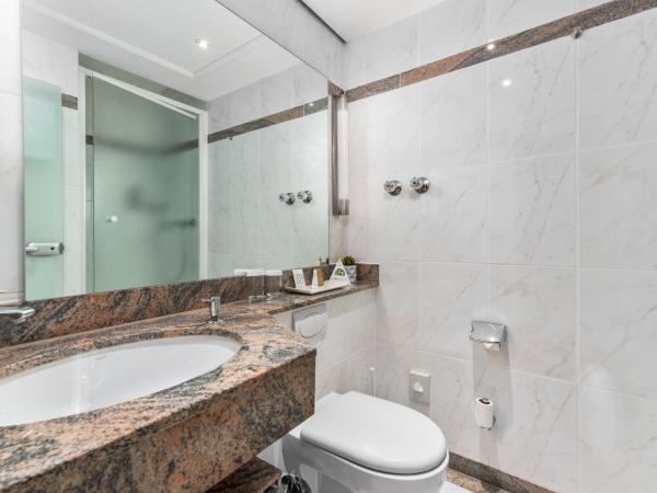 KING's Hotel First : photo 6 de la chambre chambre double