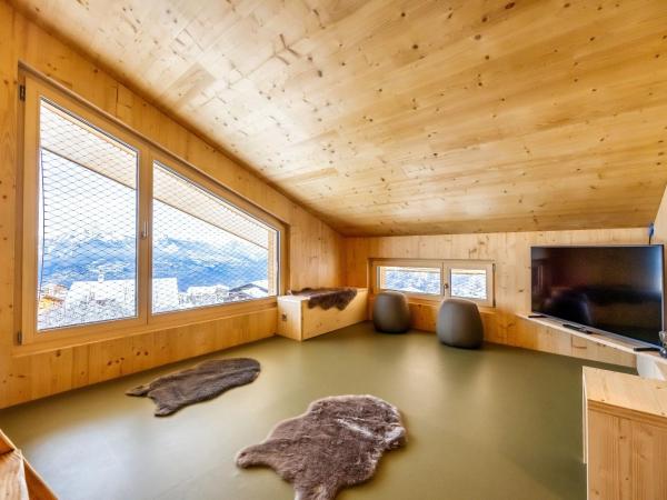 MAD Mount Hotel & Spa : photo 5 de la chambre chambre familiale avec salle de bains privative