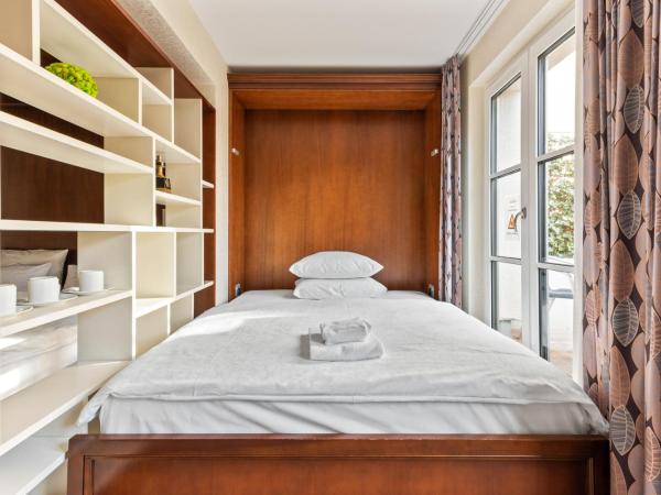 AdvaStay by KING's : photo 3 de la chambre chambre familiale supérieure