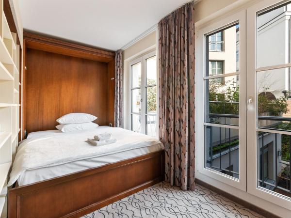 AdvaStay by KING's : photo 5 de la chambre chambre familiale supérieure