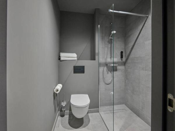 Zleep Madrid Airport : photo 2 de la chambre chambre double standard