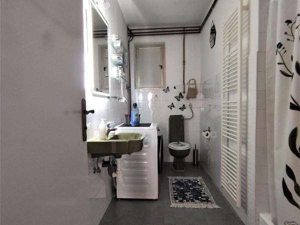 Villa Radić : photo 8 de la chambre chambre triple avec salle de bains privative séparée