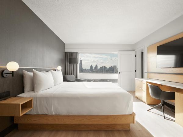 Hyatt Place Montreal - Downtown : photo 2 de la chambre suite 1 chambre lit king-size avec canapé-lit