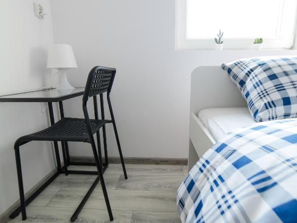 LoftMe Houses Hostel : photo 3 de la chambre chambre simple avec salle de bains commune