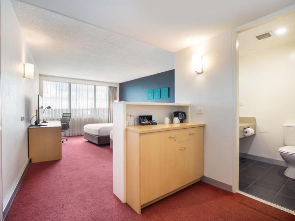 Holiday Inn Melbourne Airport, an IHG Hotel : photo 2 de la chambre hébergement standard avec 2 lits doubles