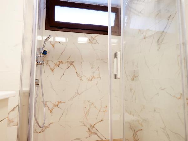 Mira Otel Alsancak : photo 8 de la chambre chambre double ou lits jumeaux standard