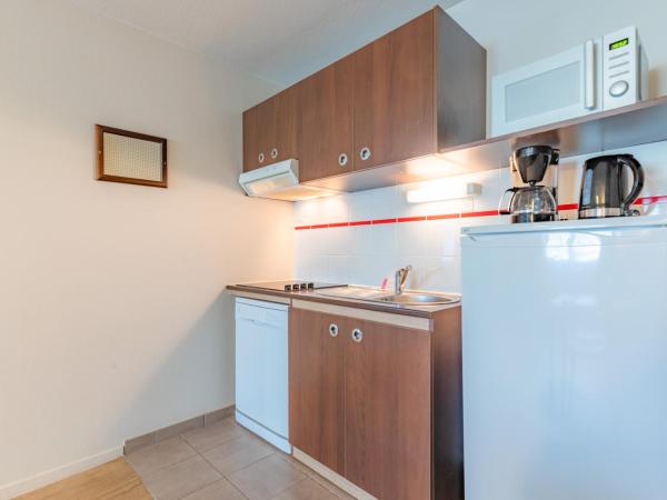 Appart'City Classic La Roche sur Yon Centre : photo 5 de la chambre grand appartement