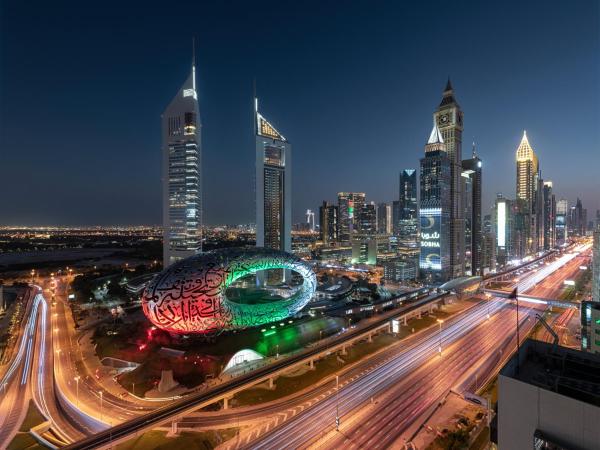 Millennium Plaza Downtown, Dubai : photo 3 de la chambre chambre deluxe - vue sur sheikh zayed road
