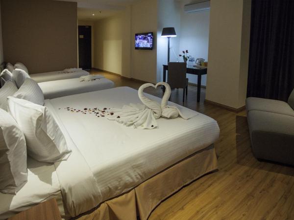 Cathayana Hotel Kuantan : photo 2 de la chambre chambre familiale