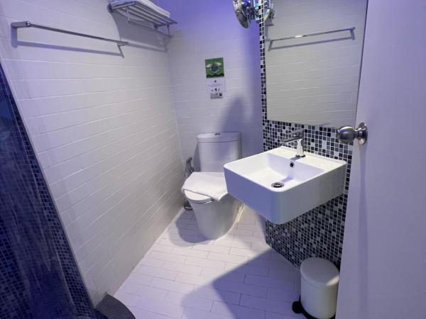 Stardust Boutique Hotel : photo 7 de la chambre chambre double deluxe avec balcon - vue sur mer