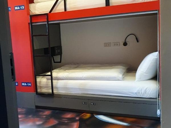 Stardust Boutique Hotel : photo 4 de la chambre lits superposés dans dortoir masculin 