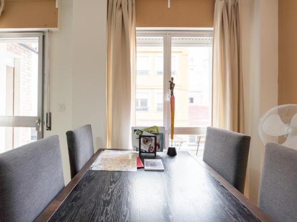 Rafaela Guest House : photo 8 de la chambre chambre triple basique avec salle de bains commune