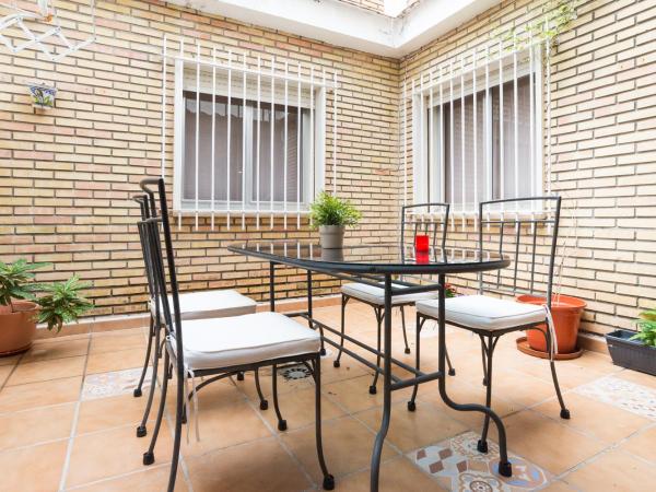 Rafaela Guest House : photo 7 de la chambre chambre lits jumeaux standard avec salle de bains commune