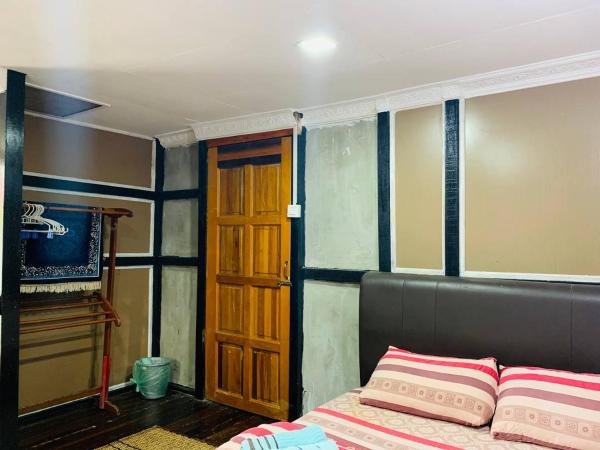 MOSS HEDERA HIDE CHALET : photo 3 de la chambre chambre lit queen-size