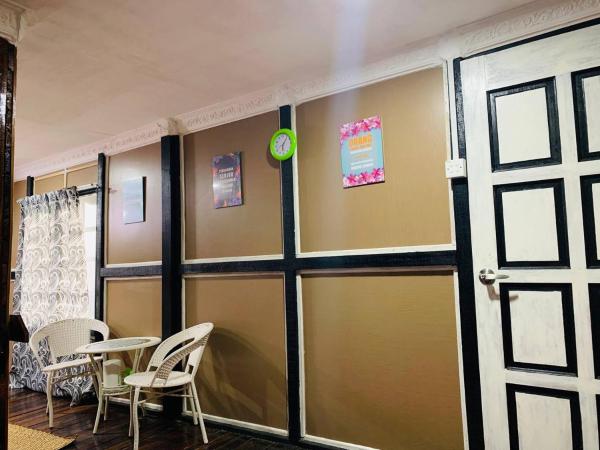 MOSS HEDERA HIDE CHALET : photo 4 de la chambre chambre lit queen-size