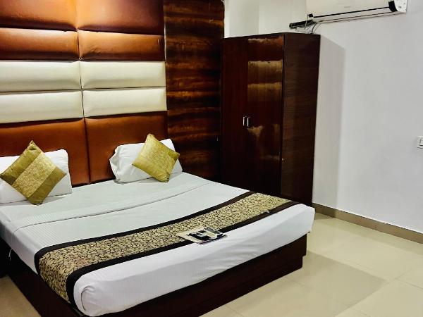 Hotel Cozy Cave Delhi Aiport : photo 9 de la chambre chambre deluxe double ou lits jumeaux