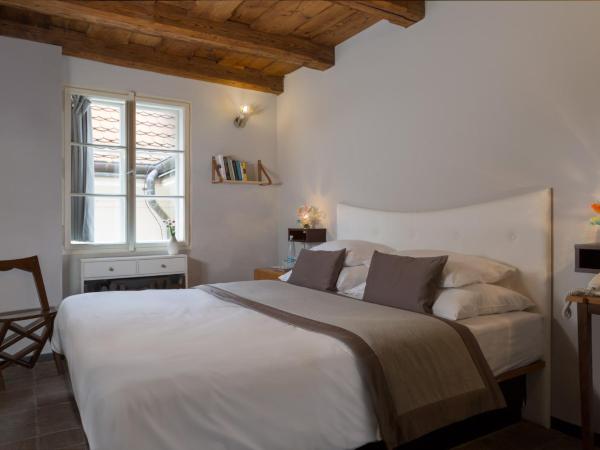 Design Hotel Neruda : photo 6 de la chambre petite chambre double