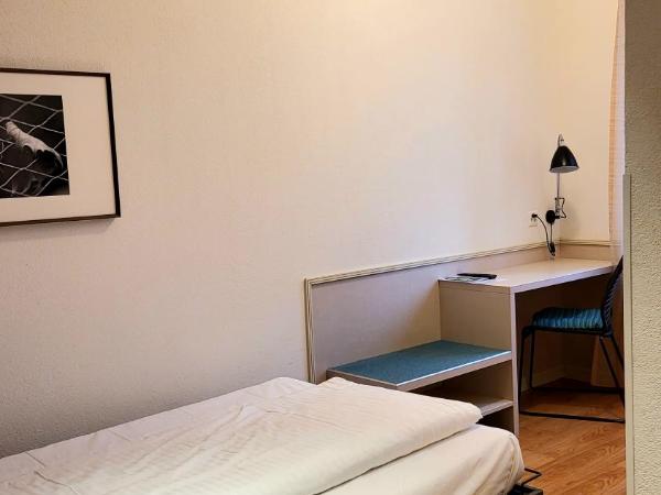 Hotel Pestalozzi Lugano : photo 3 de la chambre chambre simple moderne