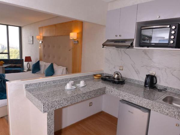 Le 135 appart hotel : photo 10 de la chambre studio