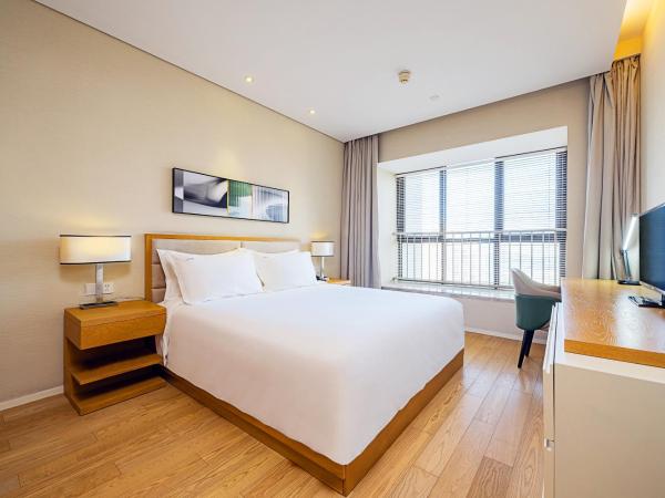 Holiday Inn & Suites Suzhou Yangcheng Lake, an IHG Hotel : photo 4 de la chambre suite 1 chambre avec 2 lits - non-fumeurs