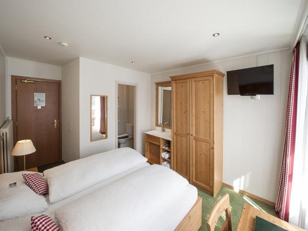 Hotel Bernerhof Grindelwald : photo 3 de la chambre petite chambre double - vue sur eiger