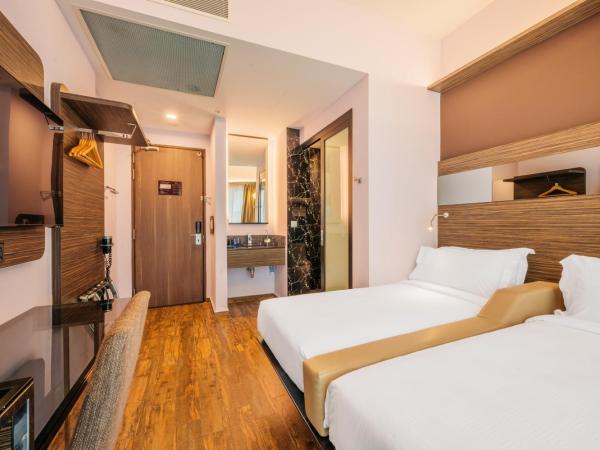 Mercure Singapore Tyrwhitt : photo 4 de la chambre chambre lits jumeaux classique