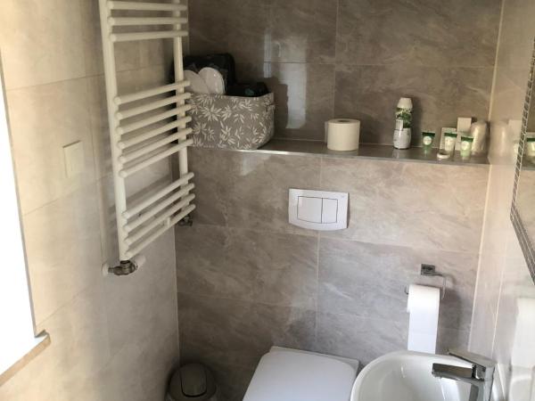 Willa Euforia : photo 4 de la chambre chambre double avec salle de bains privative