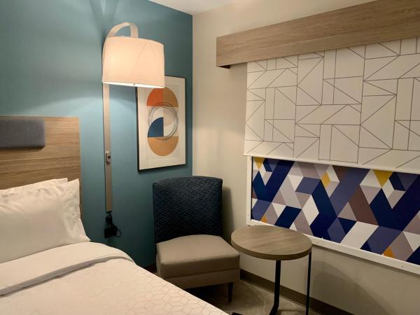 Holiday Inn Express - Guadalajara Vallarta Poniente, an IHG Hotel : photo 1 de la chambre chambre lit king-size standard