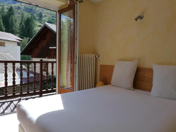 Htel Le Lievre Blanc : photo 1 de la chambre chambre double confort avec balcon