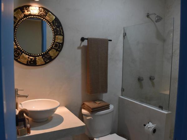 LUNA AZUL BY UVAS : photo 3 de la chambre chambre double - vue sur jardin