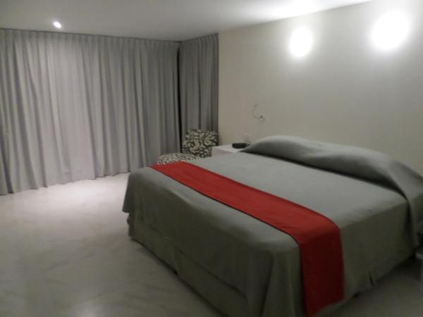 We Hotel Acapulco : photo 9 de la chambre chambre lit king-size - vue côtière 