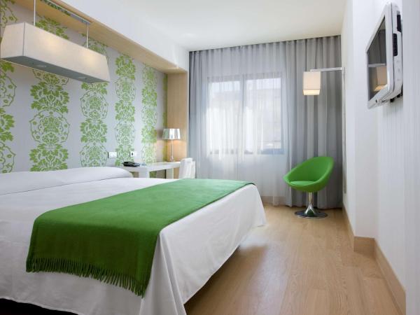 NH Madrid Principe de Vergara : photo 6 de la chambre chambre double ou lits jumeaux standard
