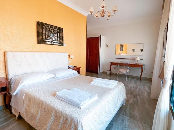 Ostello Bello Napoli : photo 3 de la chambre chambre double supérieure