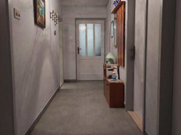 Villa Radić : photo 10 de la chambre chambre triple avec salle de bains privative séparée