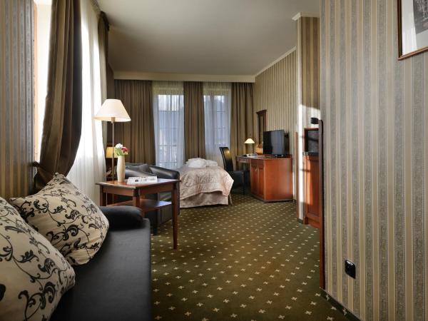 Hotel Morris Relax & Wellness : photo 2 de la chambre suite familiale deluxe