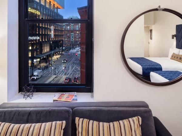 Hotel Indigo Boston Garden, an IHG Hotel : photo 9 de la chambre suite avec 2 lits queen-size