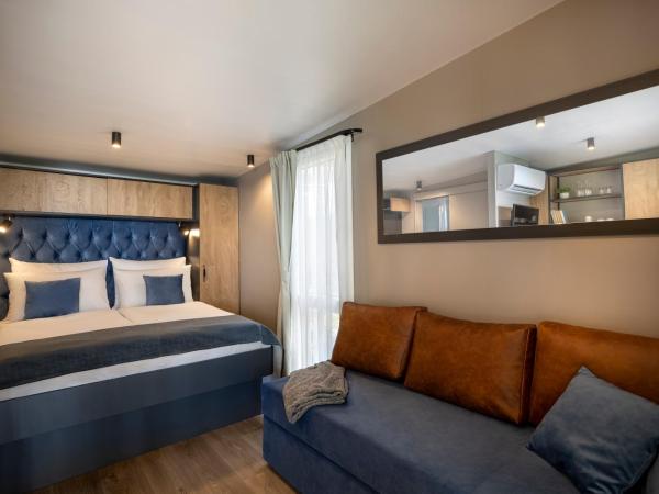 Punto Blu Village in Valamar Camping Lanterna : photo 3 de la chambre mobile home premium