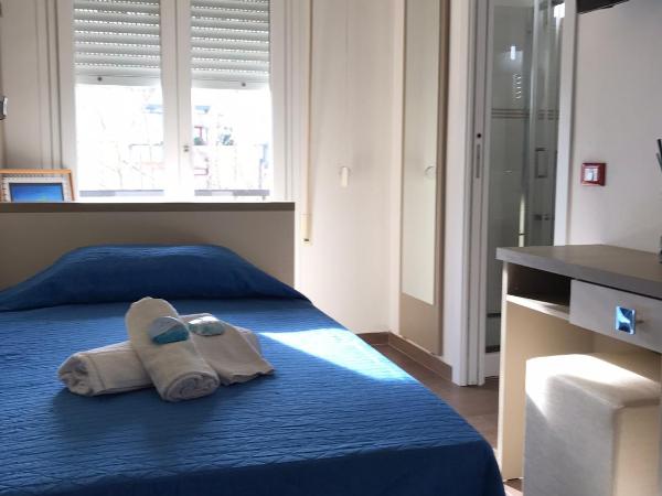 Hotel Perla Verde : photo 2 de la chambre petite chambre double