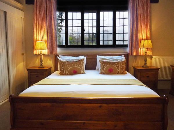 Bear and Ragged Staff : photo 2 de la chambre chambre lit king-size supérieure