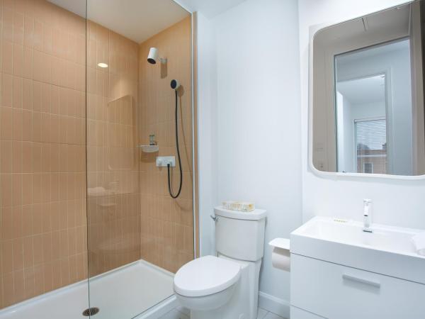 Les Lofts St-François - Par Les Lofts Vieux-Quebec : photo 6 de la chambre appartement 2 chambres et 2 salles de bains - sf200