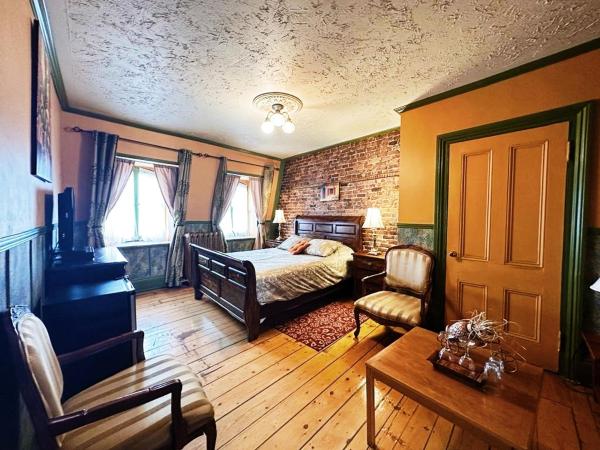 B&B Au Petit Roi : photo 7 de la chambre suite junior – vue sur montagne