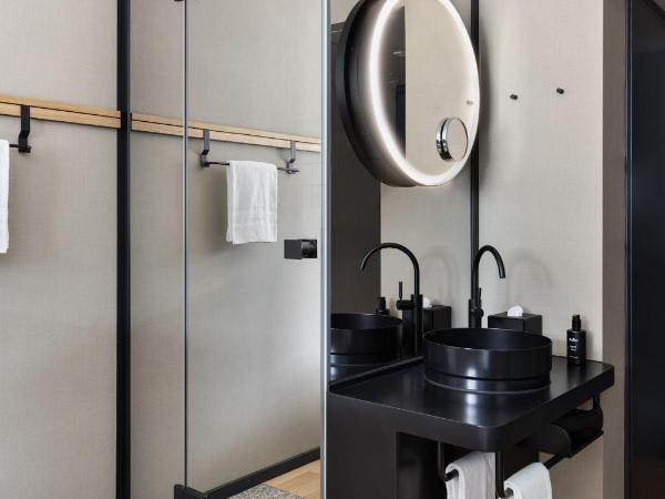 Stay KooooK Bern City - Online Check In : photo 6 de la chambre chambre confort affaire