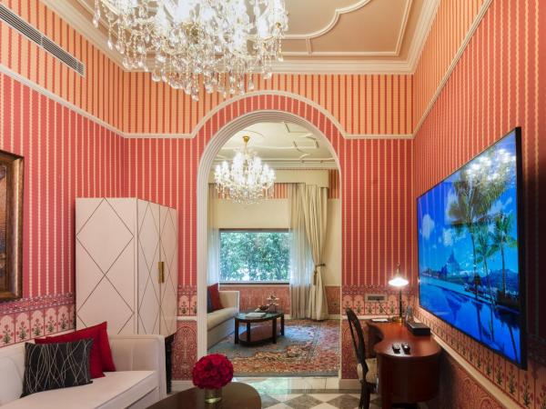 The Claridges New Delhi : photo 2 de la chambre heritage parlour suite