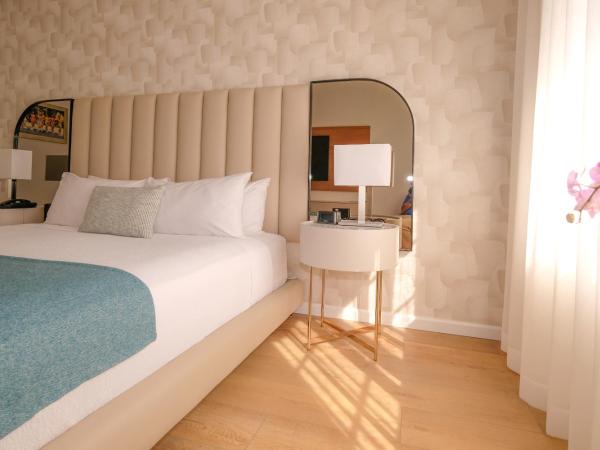 Avalon Hotel : photo 3 de la chambre chambre lit king-size côté océan